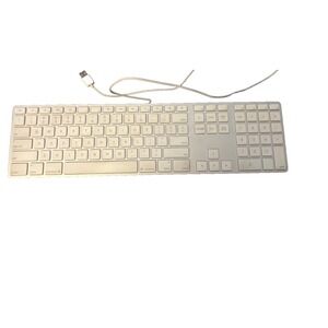 Apple Mac Model A1243 Aluminum / White Wired USB Keyboard 2007 used